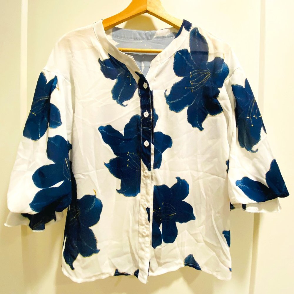 Floral Blouse - Chic & Breezy